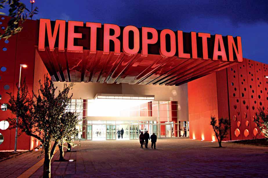 ΠΟΙΟΙ ΕΠΙΛΕΓΟΥΝ ΤΟ METROPOLITAN Το Metropolitan Expo αποτελεί ένα πολλαπλών χρήσεων και λειτουργικό χώρο, ιδανικό για: Εκθέσεις Συνέδρια Εταιρικές παρουσιάσεις & παρουσιάσεις νέων προϊόντων Ημερίδες