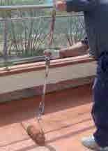 Aquaflex Roof HR Ρευστή μεμβράνη με ίνες σε υδατικό διάλυμα με μεγάλη ικανότητα ανάκλασης της ηλιακής ακτινοβολίας και μείωσης της θερμικής ακτινοβολίας, με δείκτη ηλιακής ανάκλασης (SRI) 105.