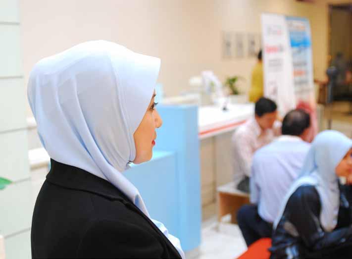 b a n k m u a m a l a t m a l a y s i a b e r h a d ( 6 1 7 5 - w ) PENGURUSAN DAN JUALAN PERTUKARAN ASING Pihak Bank memberi sepenuh komitmen dalam menyediakan perkhidmatan terbaik dan kini