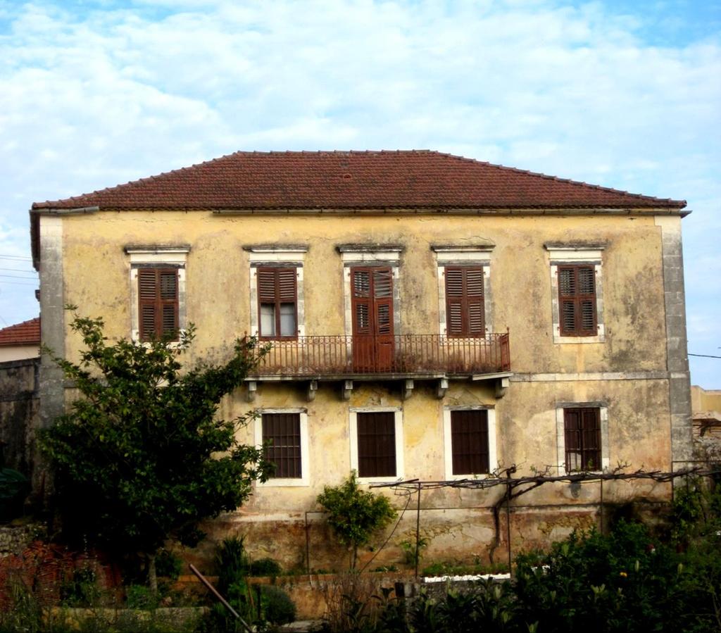 ΠΑΛΑΙΟ ΚΤΗΡΙΟ ΣΤΗΝ ΚΕΦΑΛΟΝΙΑ Εποπτεύων