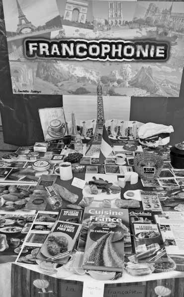 Collège d Engomi Kyriacos Neokleous JOURNÉE INTERNATIONALE DE LA FRANCOPHONIE Exposition sur la France Dans le cadre de la journée Internationale de la Francophonie 2016, nous avons organisé au