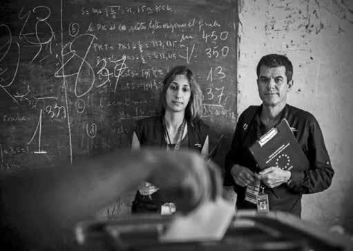 TÉMOIGNAGES Le Lycée de Dasoupolis a accueilli cette année deux étudiantes de la Sorbonne qui sont venues effectuer une formation ERASMUS à l Université de Chypre au Département des études