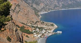 Για τον λόγο αυτό θεσμοθετεί ένα συνεκτικό οικολογικό δίκτυο Ειδικών Ζωνών Διατήρησης (Special Areas of Conservation SACs / ΕΖΔ) με την ονομασία «NATURA 2000», όπου συμπεριλαμβάνονται και οι Ζώνες