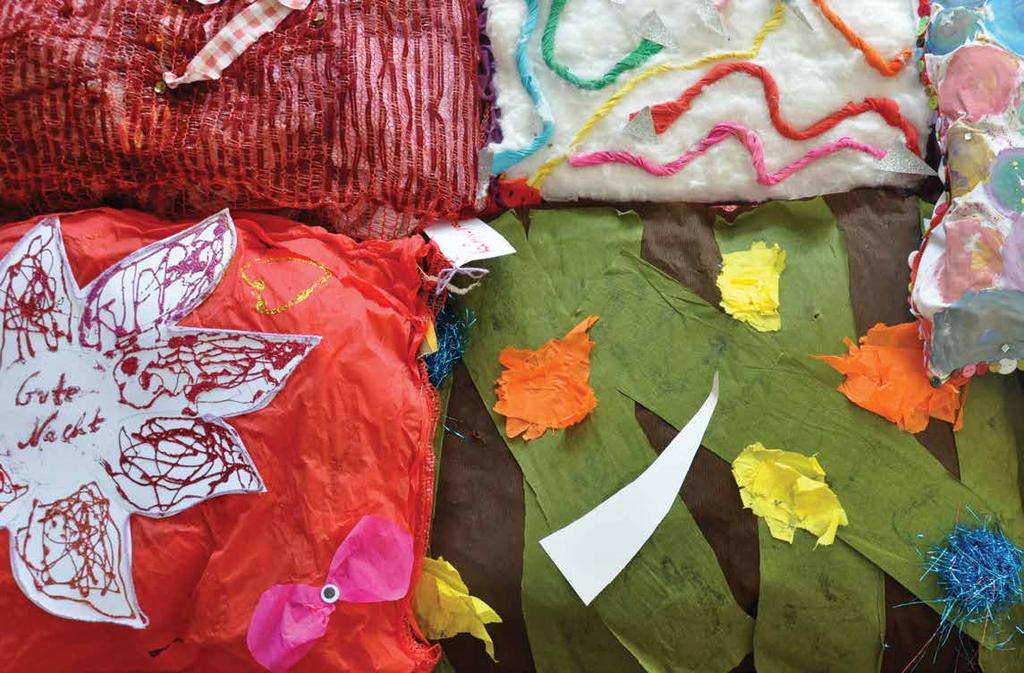 Ohne festen Wohnsitz - Jahresausstellung der Werke unserer Schüler aus dem Kunstunterricht «Χωρίς μόνιμη κατοικία» - Ετήσια έκθεση των