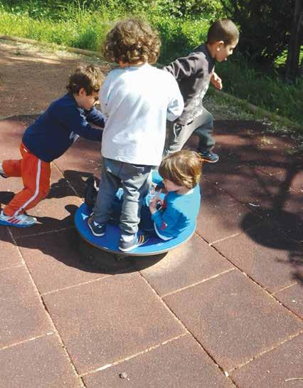 Bereits im Bus herrschte gute Stimmung bei den Kindern.