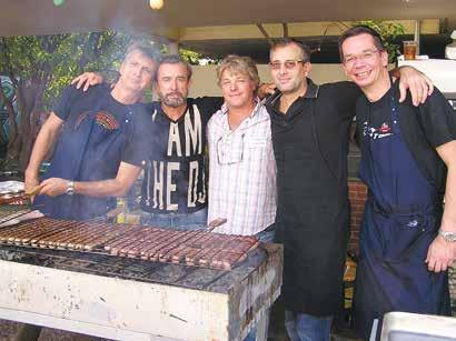 Mit deutschen Bierspezialitäten, Würstl vom Grill, Leberkäs und Brezel, sowie zünftiger Oktoberfestmusik konnten die Gäste auf dem Schulgelände bayrische Oktoberfest-Atmosphäre erleben. Über 3.