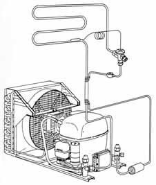 prezintă o instalaţie frigorifică care utilizează ventilul de expansiune termostatic. Acest tip de sistem este în principal utilizat în instalaţiile frigorifice comerciale.