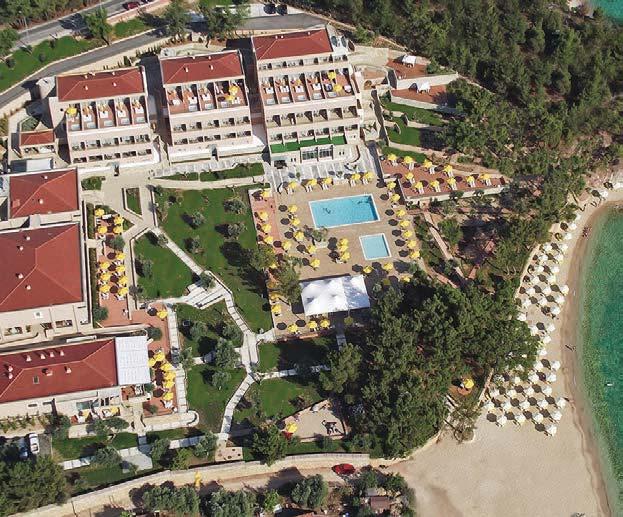 ΠΟΤΟΣ - ΘΑΣΟΣ ROYAL PARADISE BEACH RESORT & SPA 5* DELUXE Σε έναν τόπο όπου συναντιούνται σε απόλυτη αρμονία η πέτρα και τα ελαιόδεντρα, η σκιά των πεύκων, το χρυσό της άμμου και το