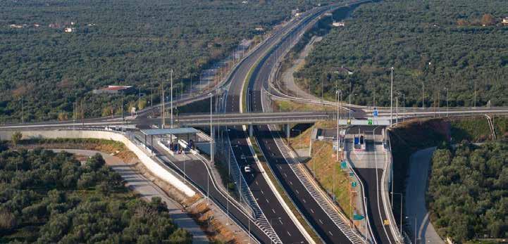 Διαφορετικότητα και ίσες ευκαιρίες Σ τόχος του Ομίλου είναι ο συνδυασμός του επιχειρηματικού μοντέλου με μια πιο ανθρωποκεντρική προσέγγιση στα πλαίσια των προσδοκιών της σύγχρονης κοινωνίας.