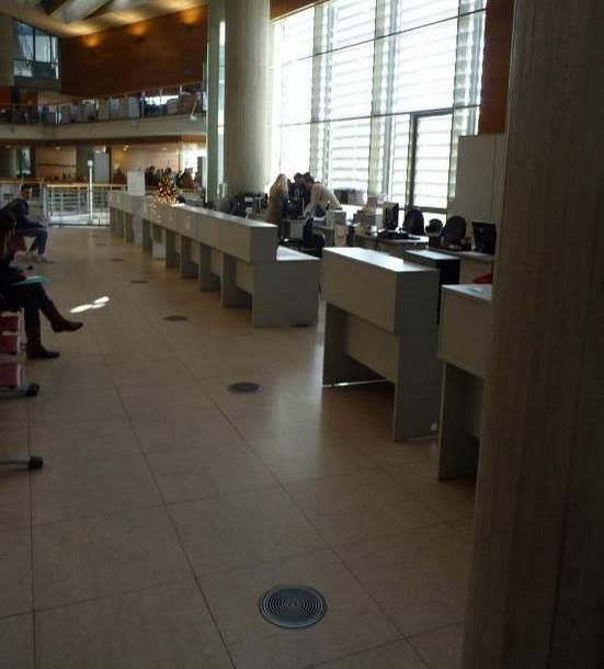 Φωτο 67: Γκισέ πληροφοριών Υπάρχουν και