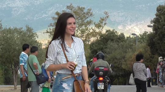 3.38 Αμερικάνικο κοπέλας Διαλέξαμε ζεστό μήνα και την ώρα που πέφτει ο ήλιος για αυτά τα πλάνα.