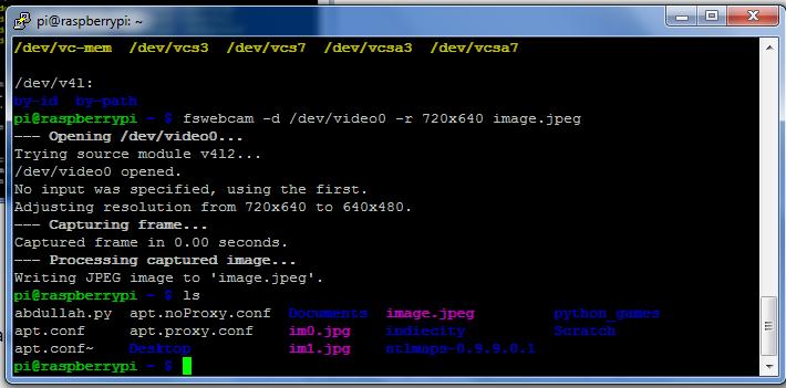 تسجيل فيديو أوال نقوم بتنصيب برنامج ffmpeg الذي ي ستخدم لتسجيل الفيديو و نقوم أيضا بتنصيب برنامج mplayer لتشغيل ملفات الفيديو.