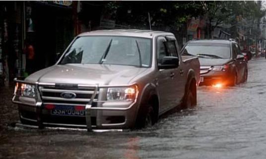 ĐỘNG chuyển lượng nước chảy tràn mặt này RA