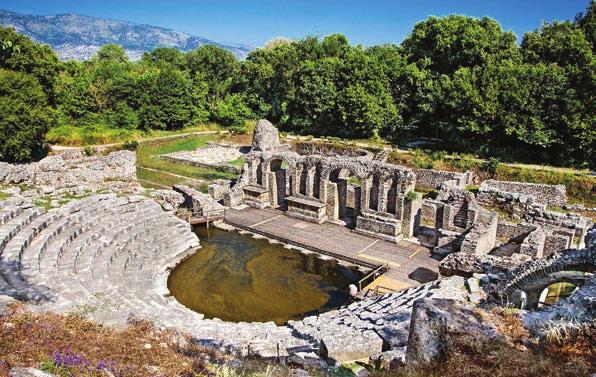 Βρέλλη (έξοδα ατομικά) με τα καταπληκτικά κέρινα ομοιώματα. Άφιξη και εγκατάσταση στο εκπληκτικό ΑΘΗΝΑ 4* στην Ελάτη Ζαγορίου. Δείπνο με τοπικά προϊόντα.