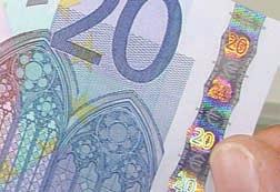 500-eurone). KATSU, kas pangatähe paber on krobeline ja tugev.