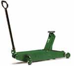 CRIC HIDRAULIC PENTRU CUTII DE VITEZE 1000 KG AP1606 Acţionare cu pedală, piston cromat Caracteristici: Sarcina maximă: 1.000 kg Înălţime minimă A: 1.140 mm Înălţime maximă B: 1.