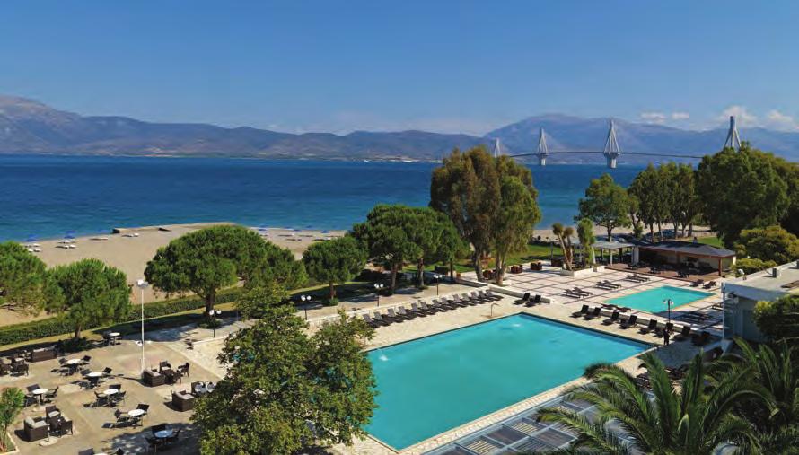 SMART CLUB ALL INCLUSIVE λήρης διατροφή σε πλούσια μπουφέ, πρωί, μεσημέρι και βράδυ Απεριόριστη κατανάλωση μπύρας, κρασιού και αναψυκτικών κατά τη διάρκεια των γευμάτων αθημερινά απογευματινό Snack
