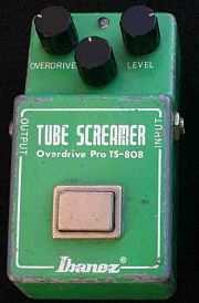 Εικόνα 1: Το Overdrive Pro TS-808 της Ibanez 1.4 TS9 Από το 1982 έως το 1985, τα πεντάλ Ibanez ανακατασκευάστηκαν και δηµιουργήθηκε η 9 η σειρά.