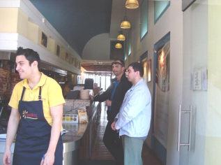 Η ΑΤΥΧΗ ΕΡΓΟΘΕΡΑΠΕΥΤΡΙΑ ΔΕΝ ΕΛΑΒΕ ΤΕΛΙΚΑ ΚΑΝΕΝΑ ΔΩΡΟ, ΠΡΟΕΡΧΟΜΕΝΟ ΑΠΟ ΓΝΩΣΤΟ ΚΟΣΜΗΜΑΤΟΠΩΛΕΙΟ!