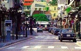 Γενικά η Ξανθιώτικη αγορά έχει να επιδείξει δυναμική, με πληθώρα καταστημάτων στους κεντρικούς και παράπλευρους δρόμους.