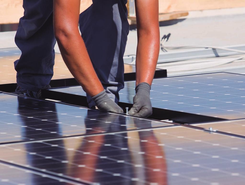 Φωτοβολταικά Η στέγη σας μπορεί να μετατραπεί σε ένα σταθμό παραγωγής ανανεώσιμης ενέργειας με την εγκατάσταση φωτοβολταϊκών πλαισίων και μπαταριών για την αποθήκευση ηλεκτρισμού.