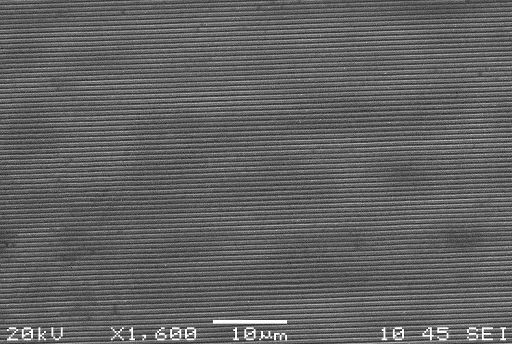 5 Μικρογραφία SEM με δομές περιόδου 658 nm ( F = 0.