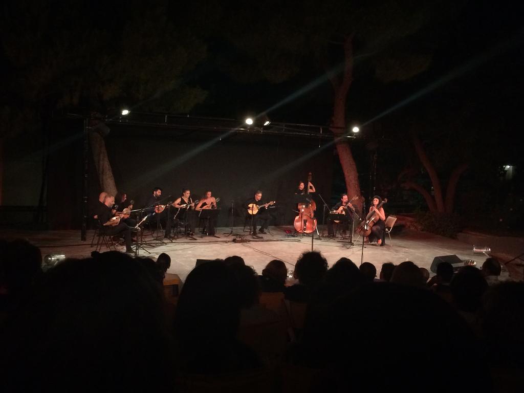 org Στην περιφέρεια έχει πραγματοποιήσει εμφανίσεις σε πόλεις όπως Θεσσαλονίκη, Ιωάννινα, Χαλκίδα, Δράμα,