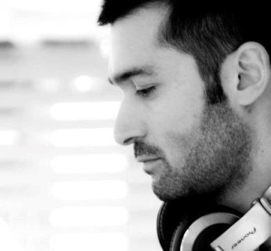 7. Dance Sounds & New Music Σάββατο 20.00-22.00 Inspiro 22.00-00.00 Δημήτρης Κεσσές 00.00-04.00 Weekend Night Shift Κυριακή 20.00-22.00 Fresh Music Zone 22.00-00.00 Χάρης Βαρζαμπετιάν 00.00-02.