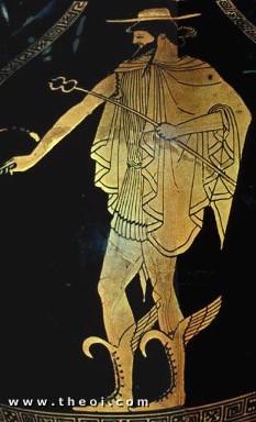 δουλεύοντες. ΜΑΙΑ Ἔα ταῦτα ὦ τέκνον χρὴ γὰρ πάντα ὑπηρετεῖν τῷ πατρὶ νεανίαν ὄντα. καὶ νῦν ὥσπερ ἐπέμφθης σόβει εἰς Ἄργος εἶτα εἰς τὴν Βοιωτίαν μὴ καὶ πληγὰς βραδύνων λάβῃς ὀξύχολοι γὰρ οἱ ἐρῶντες.