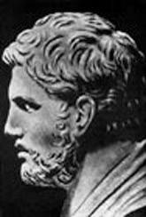 Πλούταρχος, Βασιλέων ἀποφθέγματα καὶ στρατηγῶν ( 2, 189 D) PLUTARCO, MÁXIMAS DE REYES Y GENERALES (2,189 D) Δημήτριος ὁ Φαληρεὺς Πτολεμαίῳ τῷ Demetrio de Falero aconsejaba al rey βασιλεῖ παρῄνει τὰ