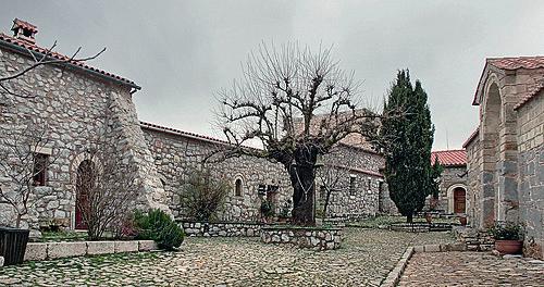 Εὐγενική Χορηγία Ἐκδόσεων Ξύλου στὴν Ἱερὰ Μονὴ Σαγματᾶ.