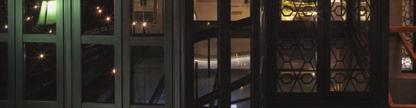 A big central bar dominates the central area; this is a particularly custom construction made exclusively by wood.