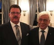 ΕΠΙΚΑΙΡΑ Ο Πρόεδρος της Ελληνικής Δημοκρατίας Προκόπης Παυλόπουλος ευχαριστεί τον Υφυπουργό Χανς-Γιοάχιμ Φούχτελ Στο πλαίσιο της επίσκεψης του Έλληνα ομολόγου του Προκόπη Παυλόπουλου στο Βερολίνο, ο