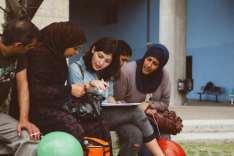 Αλληλεγγύη σε επίπεδο τοπικής αυτοδιοίκησης: πολίτες από το Ντέτμολντ στηρίζουν το Ωραιόκαστρο για την περίθαλψη προσφύγων Στο πλαίσιο του προγράμματος ανταλλαγής «Η Ευρώπη στο σπίτι μας» μια ομάδα