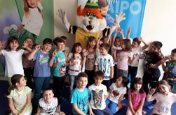 Γιορτή της μητέρας Tom cat show Διαφήμιση και