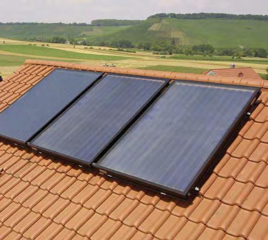 3 Solarni kolektor Kolektori velike efikasnosti pretvaraju kratkotalasno sunčevo zračenje u toplotu zahvaljujući izuzetno selektivnoj oblozi kojom su presvučeni.