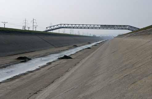 Environmentálne dopady diferencovaných účinkov klimatickej zmeny. Tretia časť sa týka monitorovania prebiehajúcich procesov v hydrosfére.