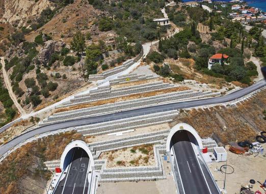 Έκθεση Εταιρικής Υπευθυνότητας 2016 Ολυμπία ΟΔΟΣ Περιγραφή Αποβλήτων Ποσότητα (tn) Συνθετικά έλαια μηχανής, κιβωτίου ταχυτήτων & λίπανσης 6,70 Μπαταρίες μολύβδου 1,12 Ανάμεικτα δημοτικά απόβλητα 0,50