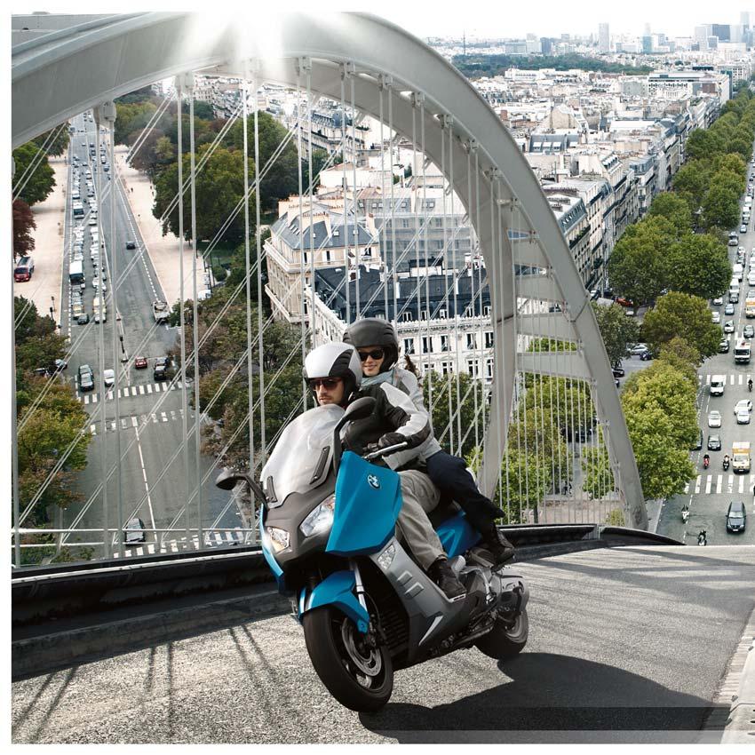 Το C 600 Sport ξεχωρίζει για την κορυφαία οδική συμπεριφορά και τη δύναμη υπεροχής.