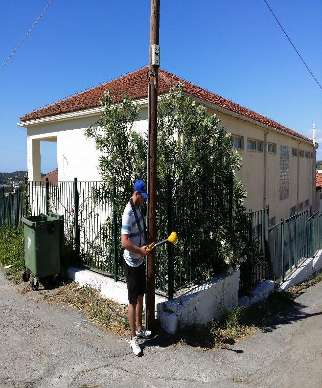 Μέτρηση στη Θέση 4 Date: 05/16/2014, Time: 16:35:47 Location: GPS Latitude 35 27'56,8'' N,GPS Longitude 23 57'30,0'' E 0 RF 27,000 000 MHz 879,000 000 MHz 350,0 mv/m 379,3 mv/m 332,8 mv/m 1 GSM_1