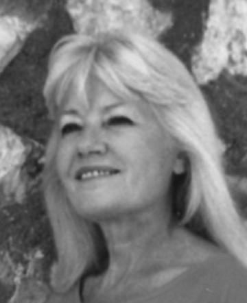 Αθανασίου Έφη Σ αγαπώ Σ αγαπώ με το χώμα που είμαι, τη σκόνη Το σκουλήκι που σηκώνει κεφάλι απ το χώμα κι ατενίζει ψηλά τους αιθέρες Σ αγαπώ με τ αστέρια, τους ήλιους, τις θάλασσες Τις σπηλιές, τους