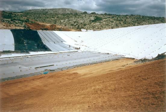 00m3 Λάρισα: : 3.240.