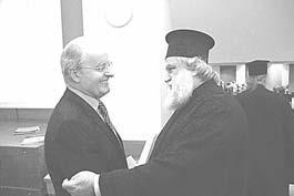κέντρα, αφού πρώτα ενημερώσουν τις τοπικές τους κοινωνίες.