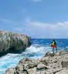 Στα πρώτα 2km από την παραλία των Κόννων η διαδρομή ακολουθεί πορεία κατά μήκος της παραλίας και φτάνει στην εκκλησία των Αγίων Αναργύρων, η οποία είναι κτισμένη πάνω από μια θαλάσσια σπηλιά όπου