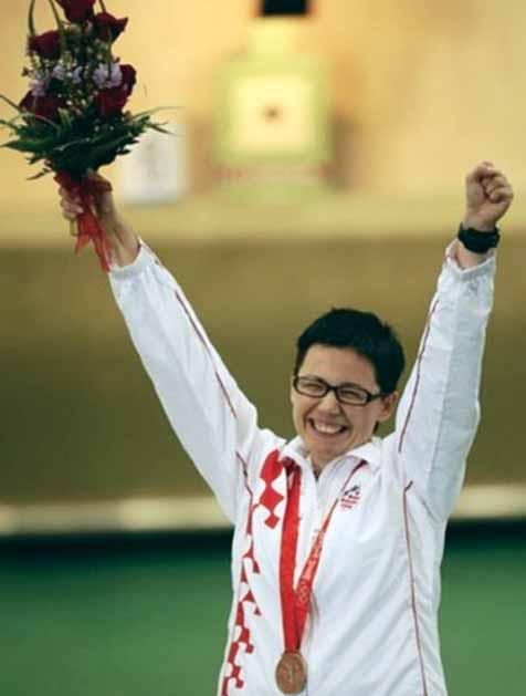 dena je tako poëela pratiti Blanku VlaπiÊ od njenih atletskih poëetaka, a danas je sponzor osvajaëice olimpijske medalje. Na Olimpijskim igrama Pekingu 2008.