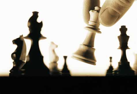 Sponzorstvo je samo jedan od instrumenata za ostvarivanje strateπkih ciljeva. Pronalaæenje prave strategije ne samo da je kljuëna faza u marketingu πportskog kluba, nego je i najteæa.