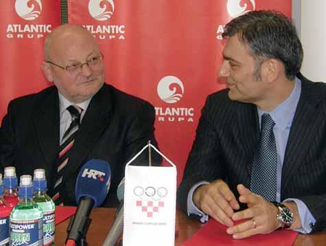 ATLANTIC GRUPA UZ PORTA E ZAGREB - Atlantic grupa, jedan od vodeêih europskih proizvoappleaëa i distributera vitaminskih i mineralnih pripravaka u prehrani πportaπa, meappleu kojima je najpoznatiji