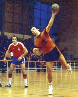 Bio je probojan, brz, trebalo mu je malo prostora za udarac. A udarac mu je bio snaæan, odraz visok. Roappleeni strijelac. Da, to su bile moje karakteristike u prvoj fazi karijere.