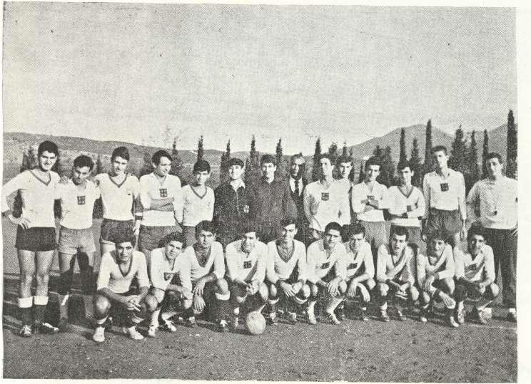 Οί ομάδες Volley-ball Anatolia καί