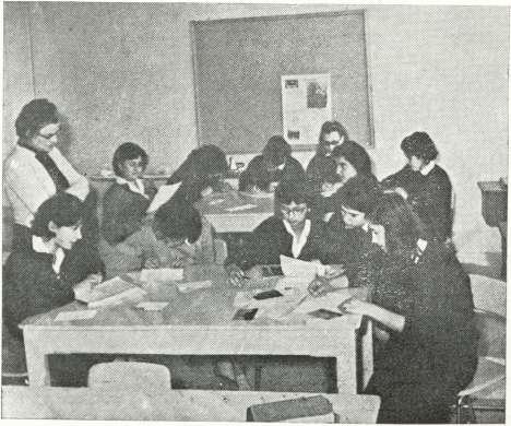 βιβλιοθήκης.